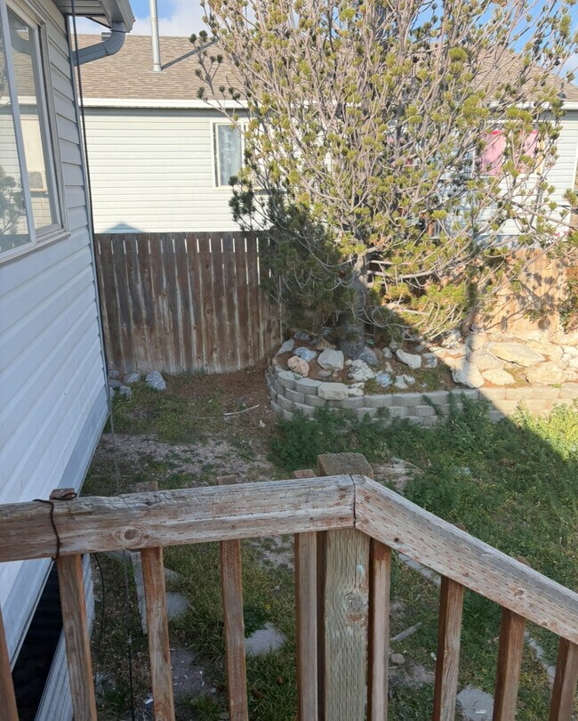 Building Photo - 6189 Dewdrops Dr