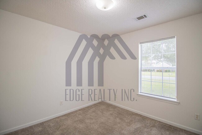 Building Photo - 6 Willow Lakes Dr