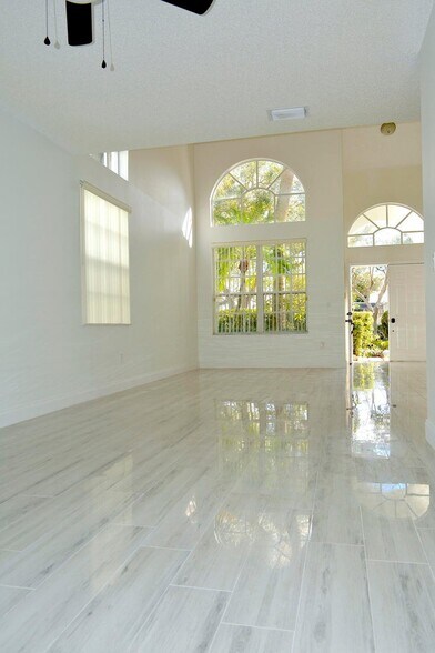 Building Photo - 3003 Caffia Way