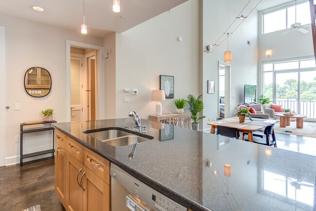 Building Photo - 2608 Erwin Rd