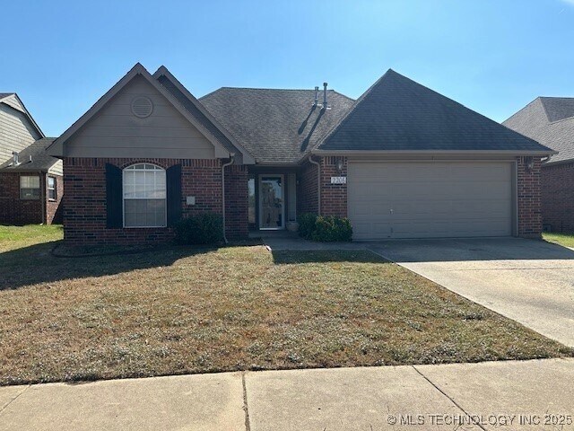 Primary Photo - 2206 West 120th Ct S