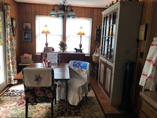 Building Photo - 3BR/3BA View of Melton Hill Lake in private community