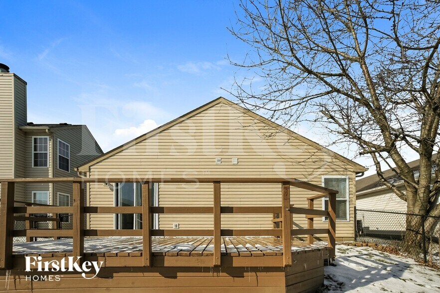 Building Photo - 15442 Ten Point Dr