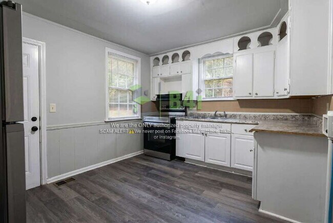 Building Photo - 171 Munson Dr