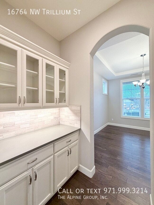 Building Photo - 16764 NW Trillium St