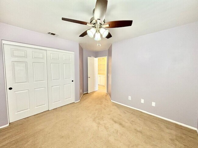 Building Photo - Oxnard | Seabreeze Gated Community | 3 Bedroom + 2.5 Bathroom | Corte Las Holas