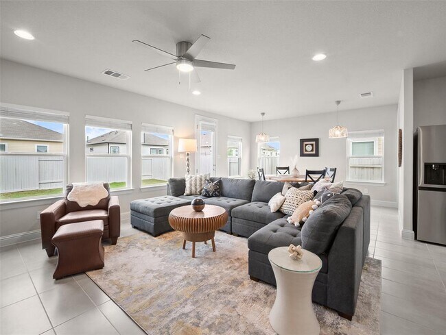 Building Photo - 151 Catalina Dr