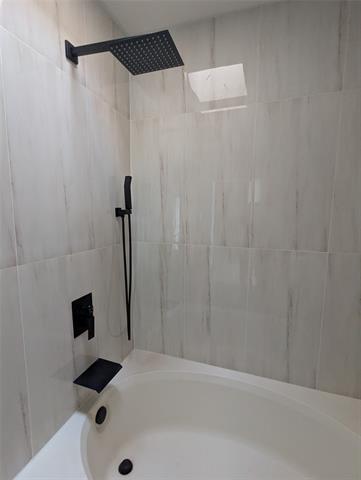 Building Photo - 2415 Stutz Dr