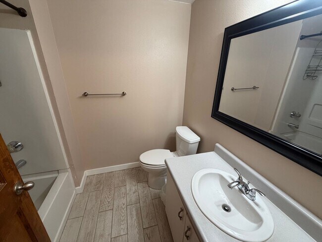 Building Photo - Kihei Shores 2bd/2bth