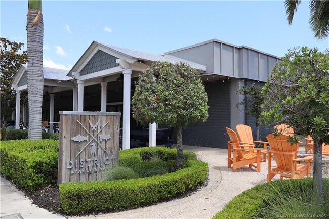 Building Photo - 4982 SE Railway Ave