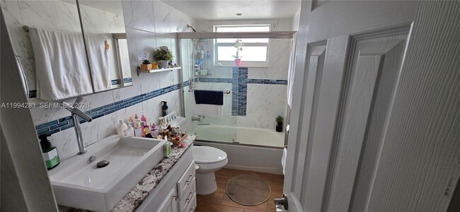 Building Photo - 70 NE 202nd Terrace