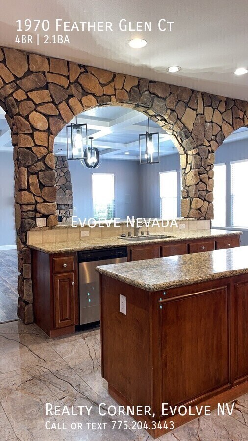 Building Photo - 1970 Feather Glen Ct