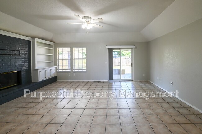 Building Photo - 1121 SW 99th Terrace