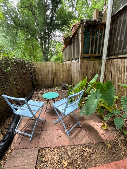 Back enclosed patio - 1060 Seaboard Ave NW