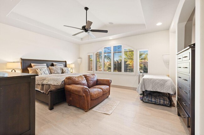 Building Photo - 73110 Calliandra St