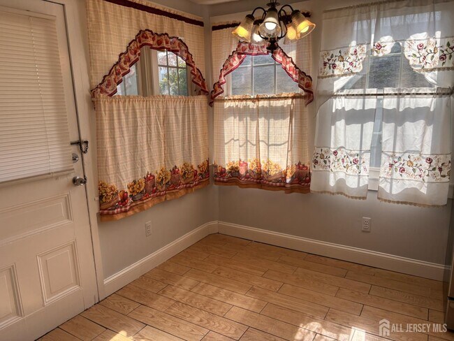 Building Photo - 155 Old Bridge Turnpike