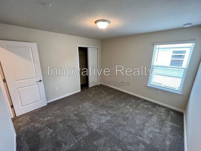 Building Photo - 2895 Clever Ln
