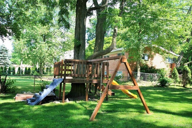 Building Photo - 2536 Alveston Dr