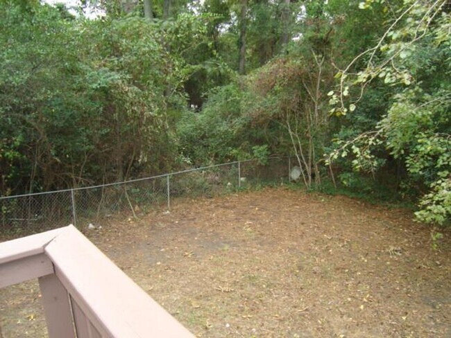 Building Photo - Rent Ready to move in!