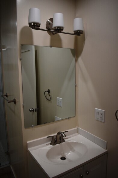 Building Photo - 18343 San Jose St