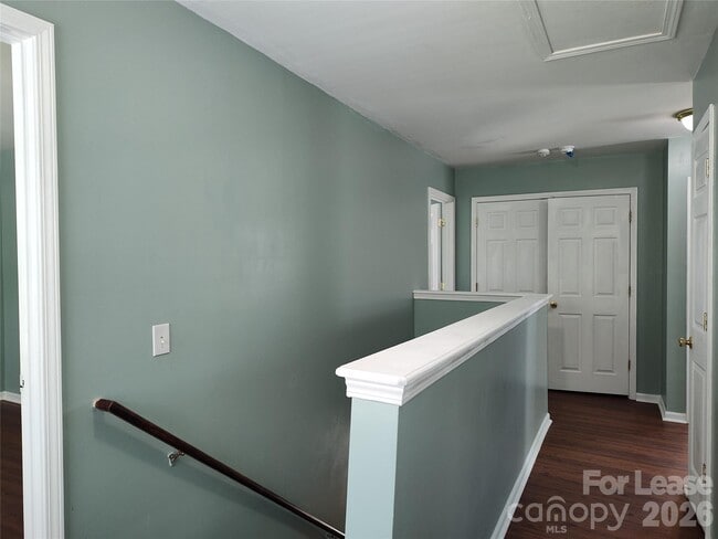 Building Photo - 5226 Beam Lake Dr