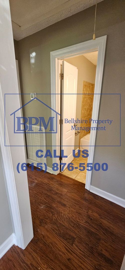 Building Photo - Charming 2-Bedroom Home for Rent in West N...