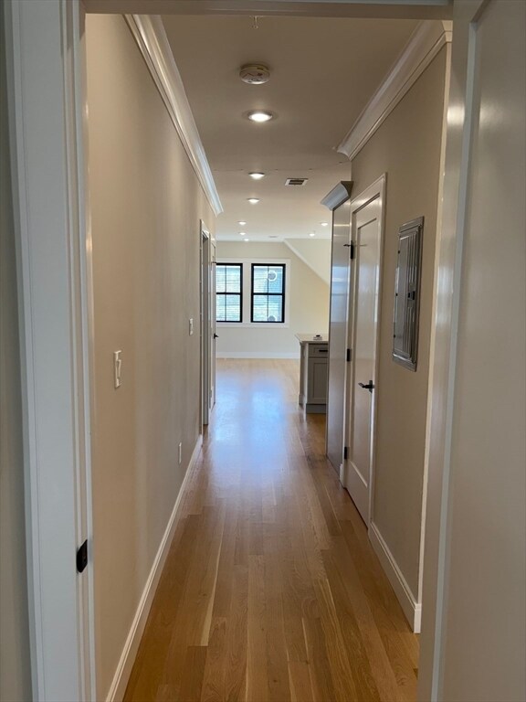 Building Photo - 76 Turner St