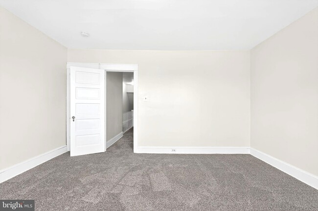 Building Photo - 413 Rector St