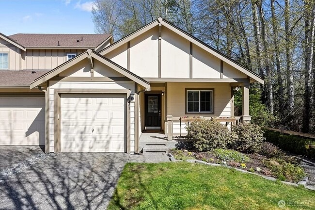 Building Photo - 5631 Acclamation St E