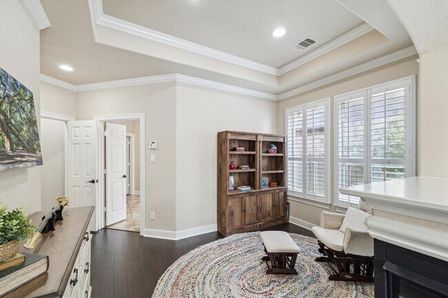 Building Photo - 15718 Starcreek Ln