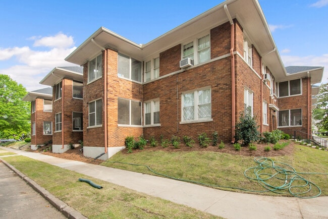 Building Photo - Belvedere Place