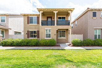 Building Photo - 3906 E Leslie Dr