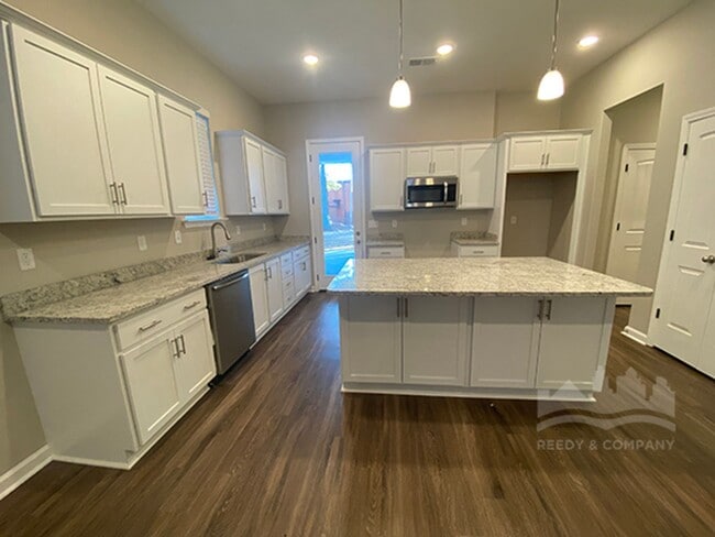 Building Photo - 4209 Tutwiler Ave