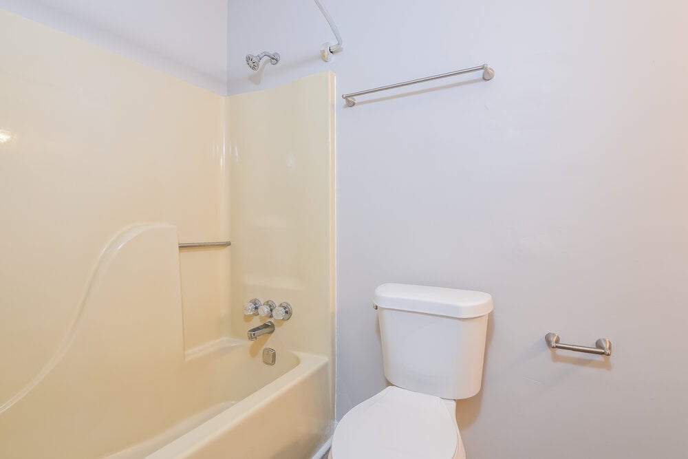 Building Photo - 188 Cherokee Village Dr