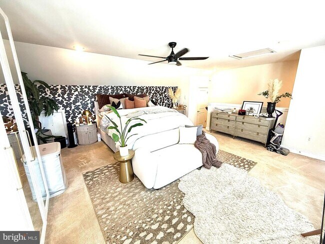 Building Photo - 17351 Redshank Rd