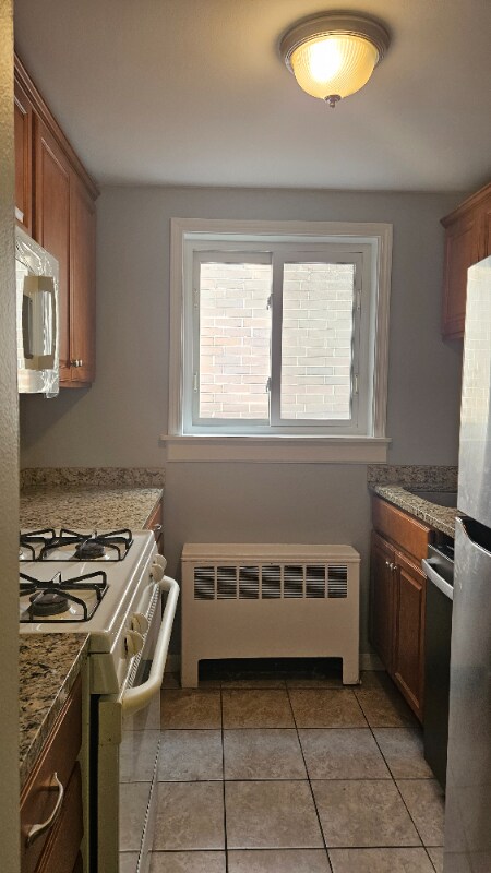 Building Photo - 4044 N California Ave