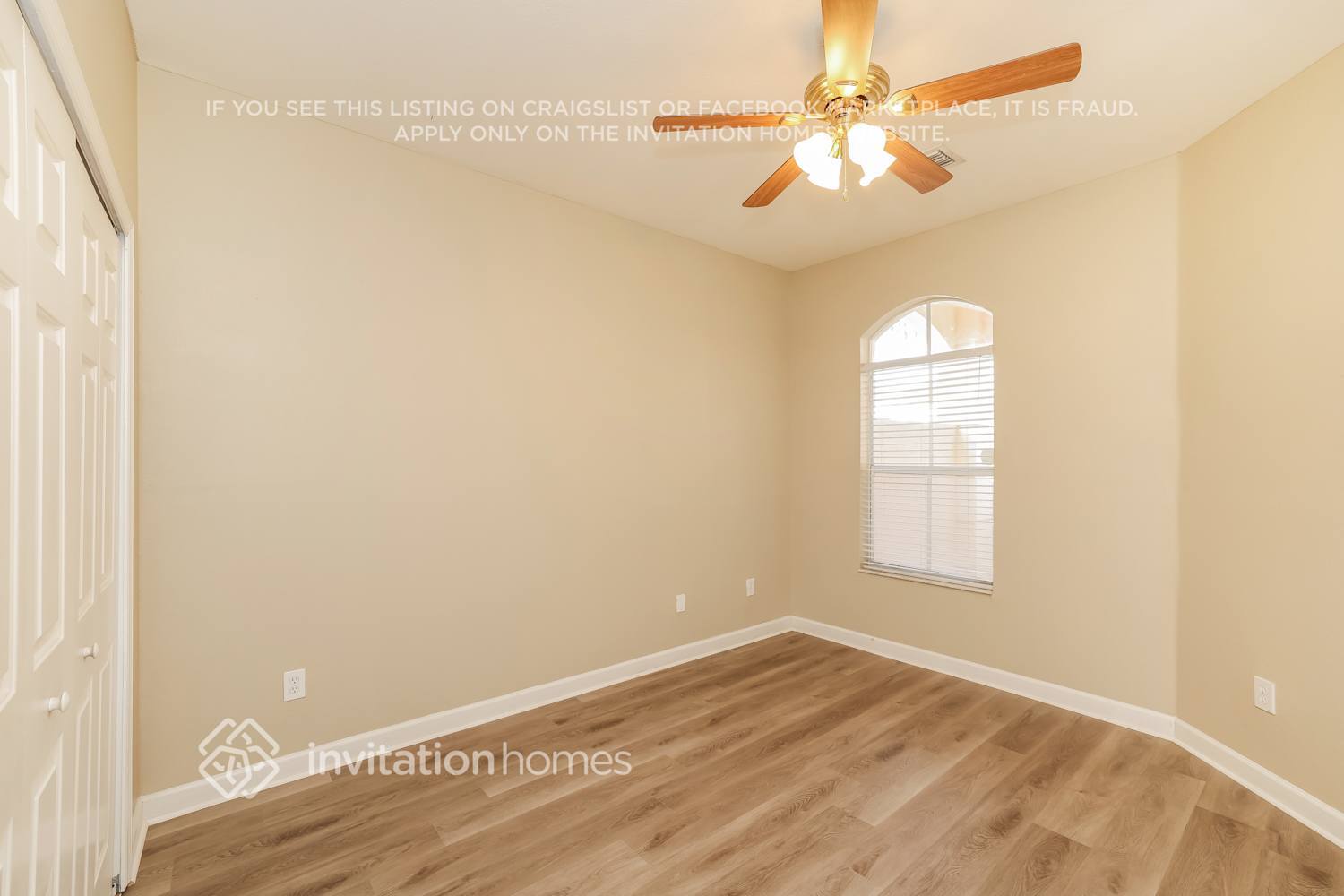 Building Photo - 10674 Old Hammock Wy