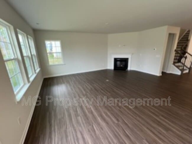 Building Photo - 3024 Findley Rd