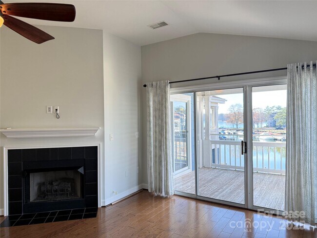 Building Photo - 1133 Torrence Cir