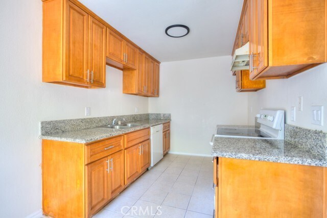 Building Photo - 17056 Colima Rd