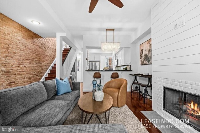 Building Photo - 1608 4th St NW