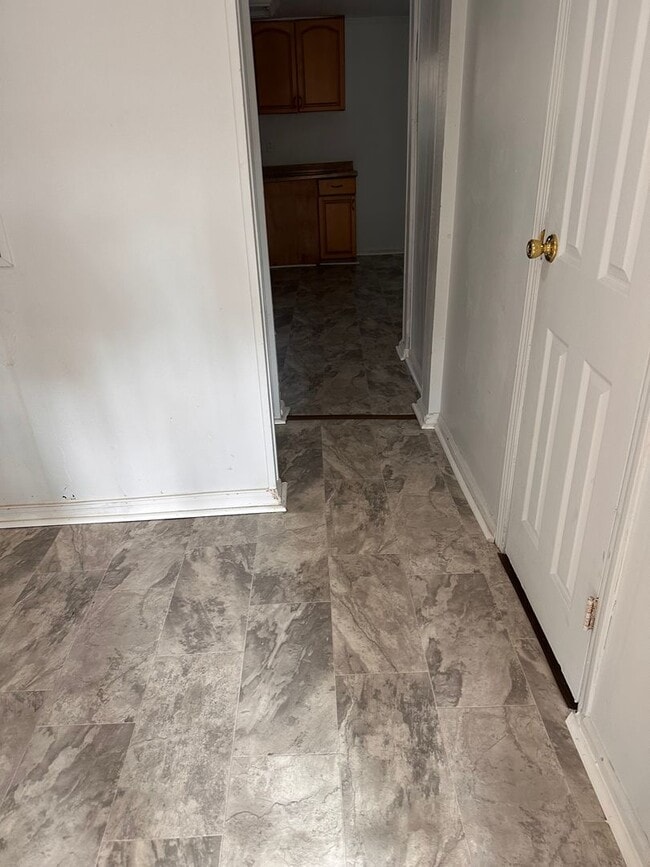 Building Photo - 3-Bedroom 2-Bath Home w/ Screened in Porch in Niceville