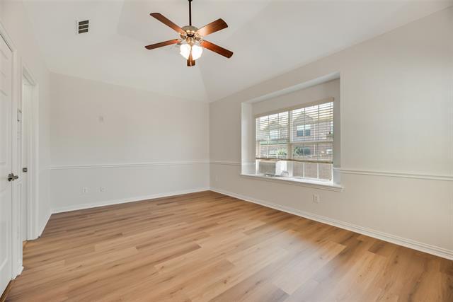 Building Photo - 1438 Wellesley Dr