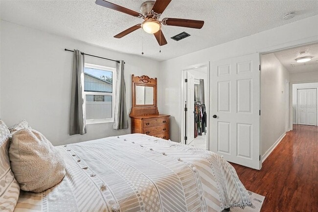 Building Photo - 6305 S MacDill Ave