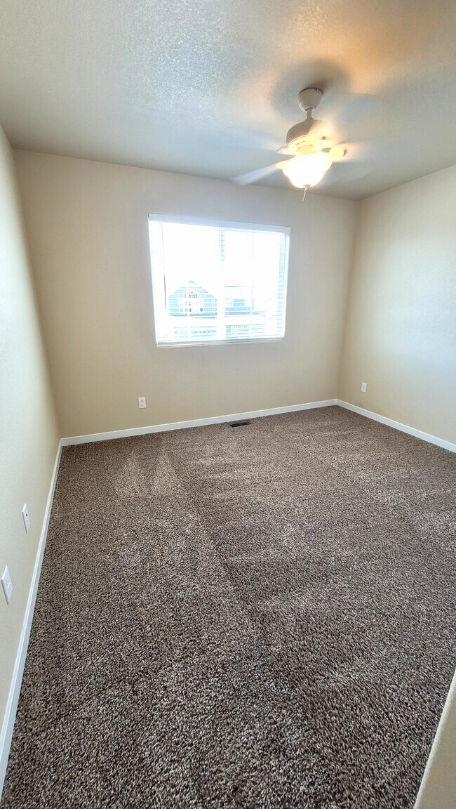 Building Photo - 11309 Scenic Brush Dr