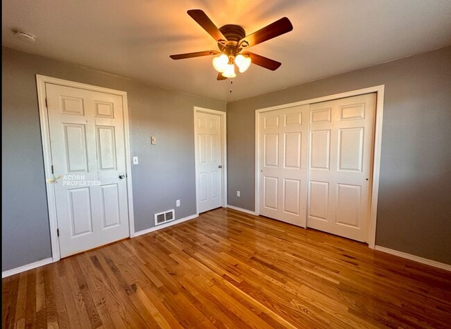 Building Photo - 537 NE Ellis Way