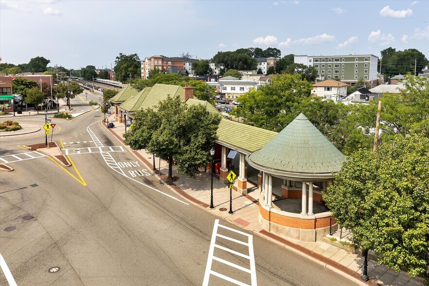 Building Photo - 1 Orient Way