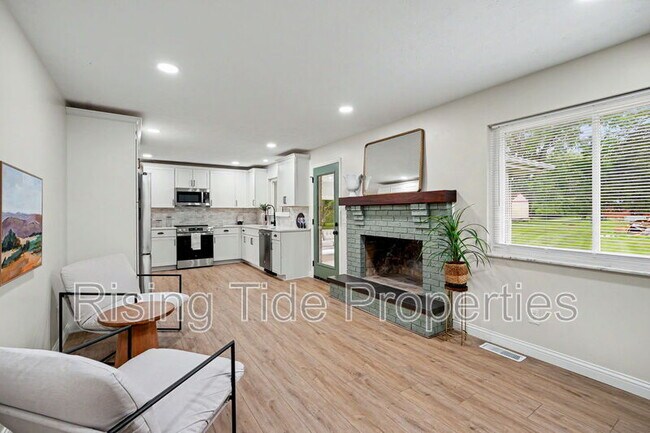 Building Photo - 2569 Richmar Dr