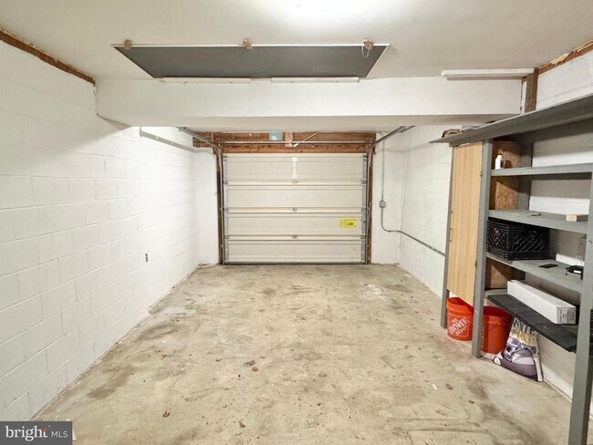 Building Photo - 36 Seneca Terrace