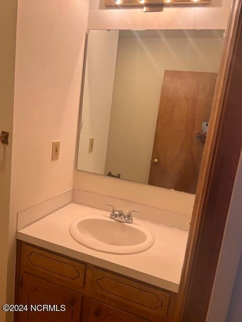 Building Photo - 3256 Landmark St